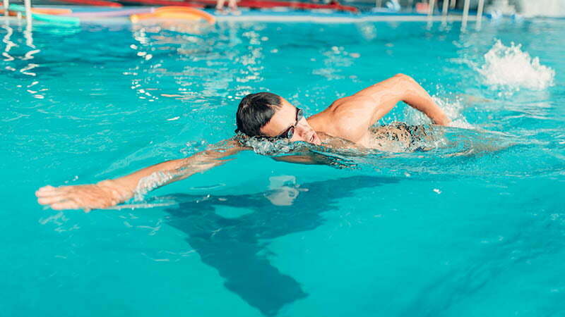 The importance of swimming to lose weight