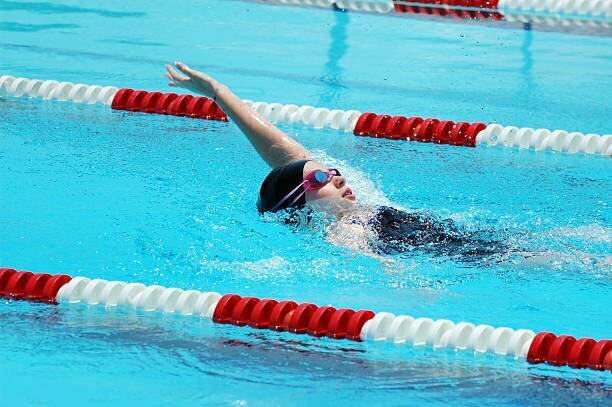 Teaching back swimming, the common steps and mistakes 2022